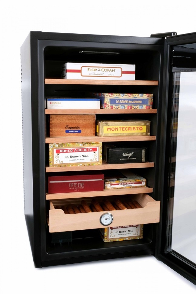 Хьюмидор-шкаф Howard Miller с электронным управлением на 500 сигар