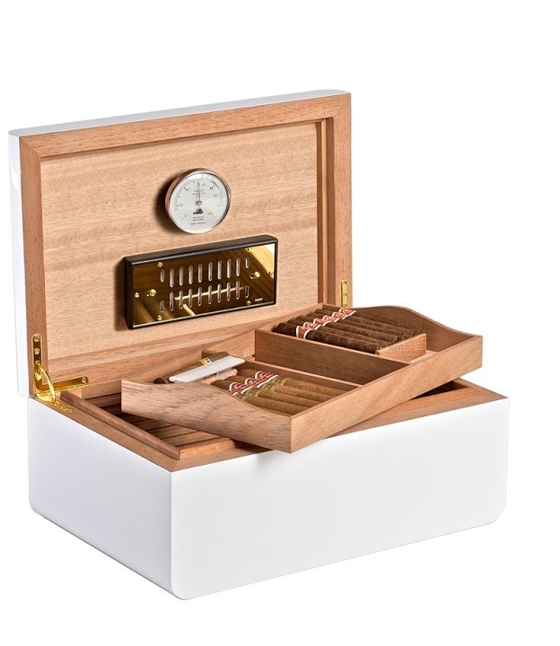 Хьюмидор АDORINI Carrara Grande - Deluxe на 150 сигар