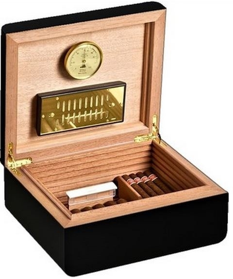 Хьюмидор Аdorini Carrara M black - Deluxe, на 75 сигар,черный-матовый 6096