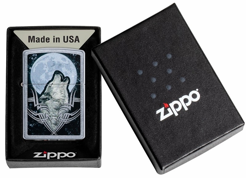 Зажигалка ZIPPO Howling Wolf Design с покрытием Street Chrome™