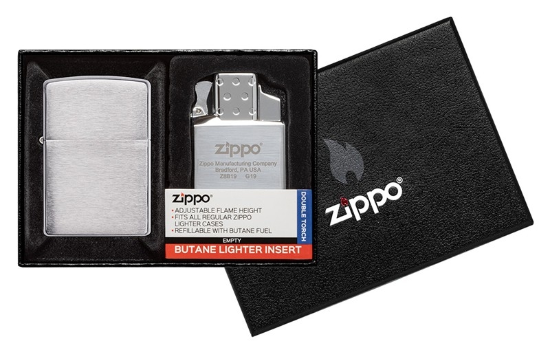 Набор ZIPPO:  зажигалка 200 с покрытием Brushed Chrome и газовый вставной блок с двойным пламенем 65827